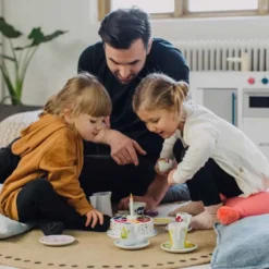 Babblarna Tårta i trä leksaksfika