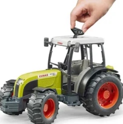 Bruder Claas Nectis 267 F Traktor 02110