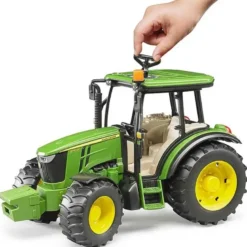 Bruder Traktor John Deere 5115M 02106