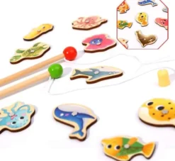 Fiskespel i trä med magneter och fiskedamm Tooky Toy