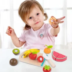 Leksaksmat delbara frukter med skärbräda och träkniv Tooky Toy