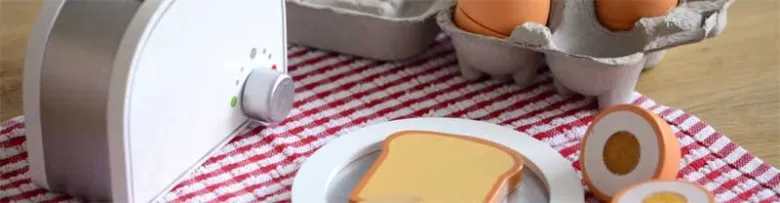 Leksaksmat 4 st. ägg i trä med kartong Jouéco