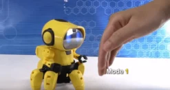 Leksaksrobot Tobbie med rörelsesensor