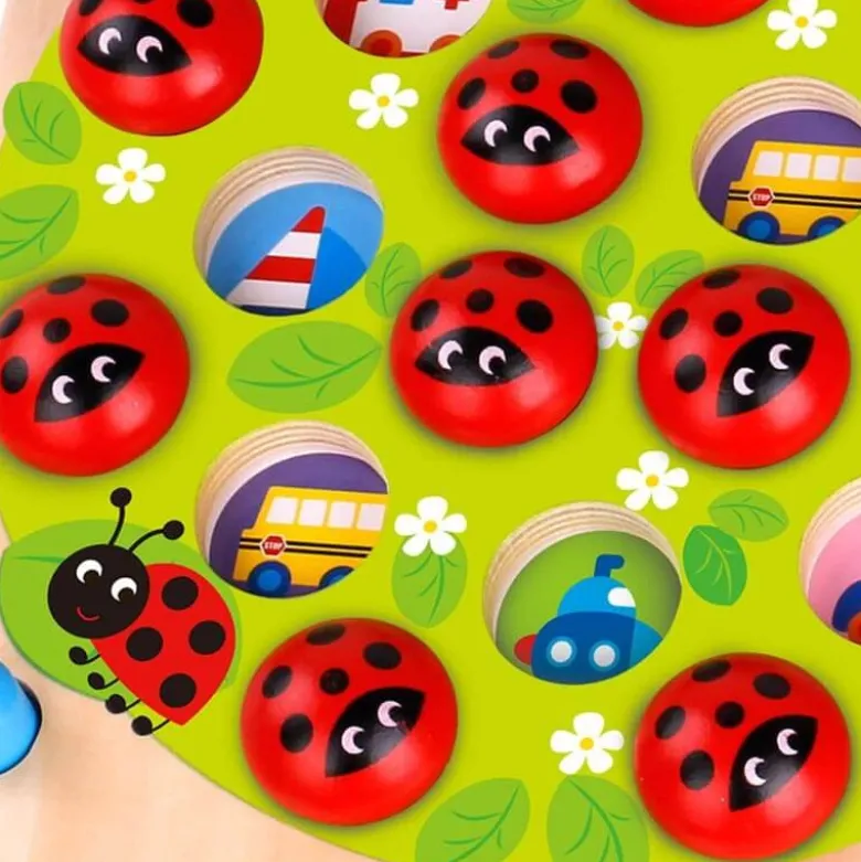 Memoryspel med nyckelpigor i trä Tooky Toy