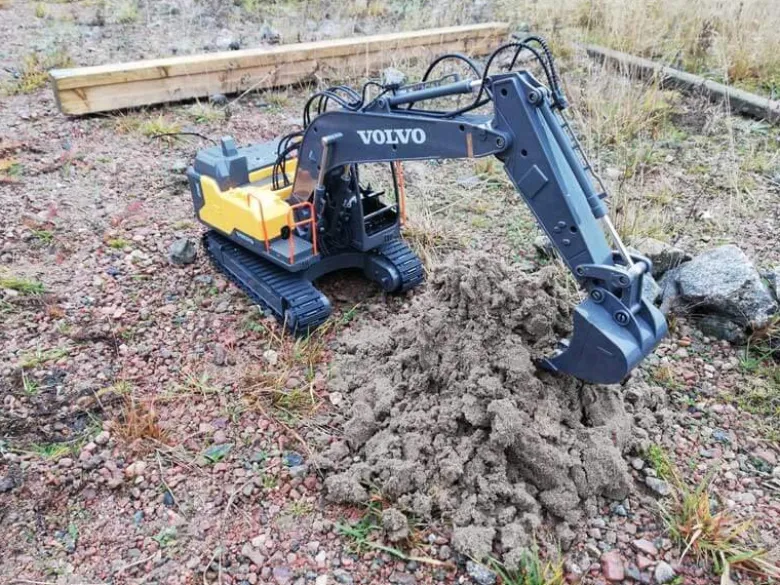 Radiostyrd Grävmaskin Volvo EC160E Jamara 2,4 Ghz