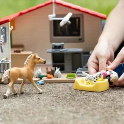 Schleich Veterinärklinik 42502