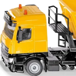 Siku Lastbil Mercedes Benz 2048 med tippbart flak 3537 - 1:50