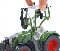 Siku Traktor Fendt 724 Vario 3285 - 1:32