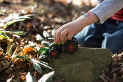 Siku Traktor Fendt 942 Vario med slåtterkross 2000 1:50