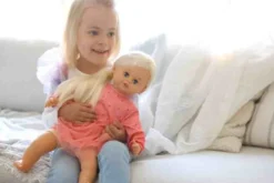 Skrållan Ljust Hår 45 cm Rosa Klänning Taldocka