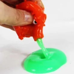 Slime Monster Fidget suger upp slime