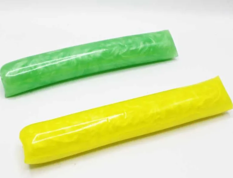 Vattenorm Water Snake Jumbo Fidget Leksak 25 cm